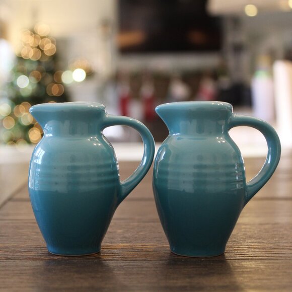 Le Creuset Retired Limited Color Ombre Blue Salt & Pepper Shakers Set Stoneware - Picture 3 of 6